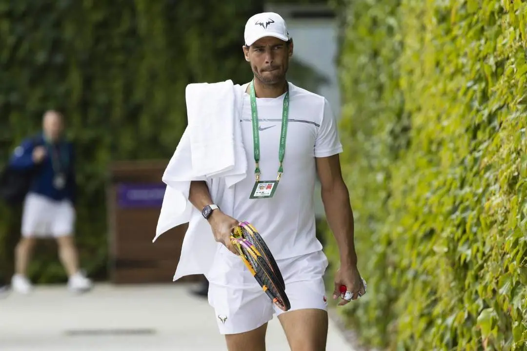Nadal entrena para Wimbledon. - EFE