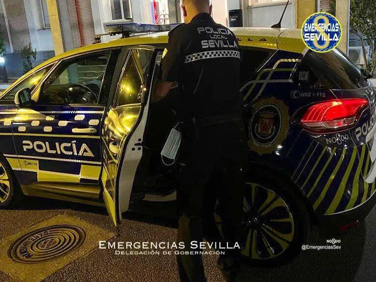 Detenci&oacute;n de la Polic&iacute;a Local. - @emergenciassev