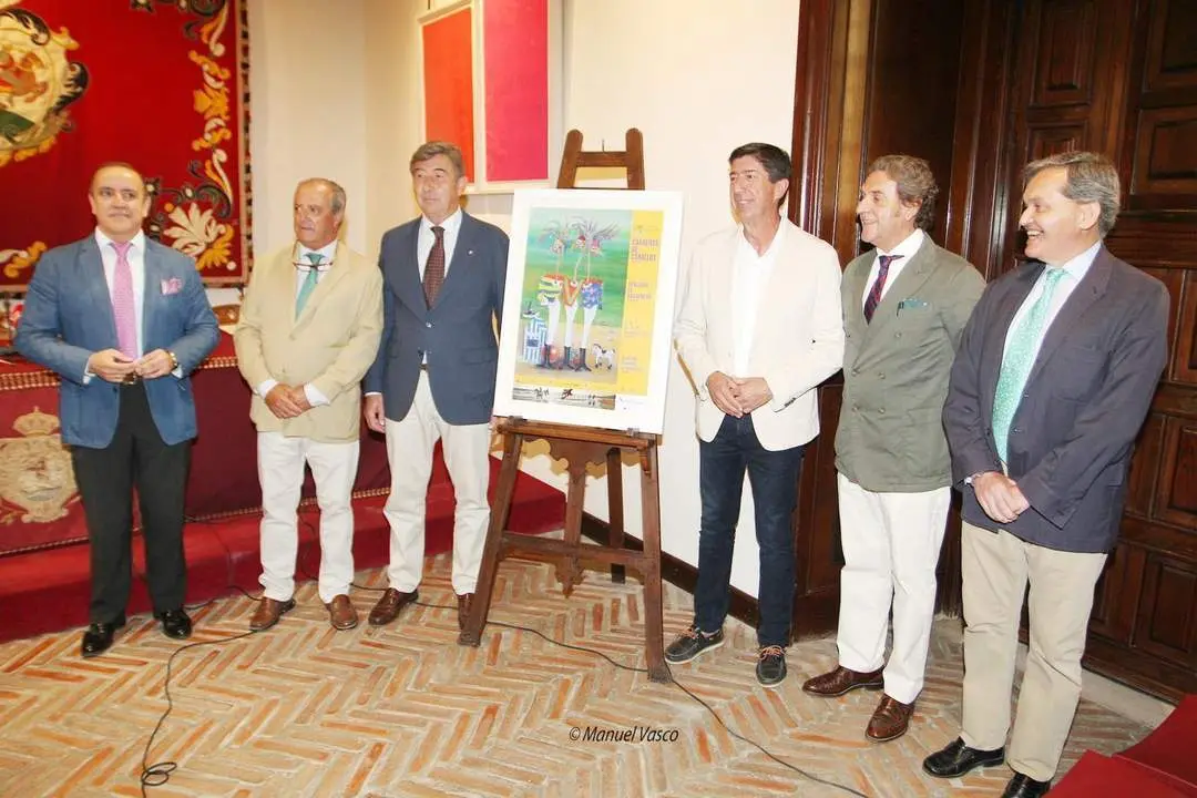 Un momento de la presentaci&oacute;n de cartel de las Carreras de Caballos celebrado en Sevilla - RSCCS