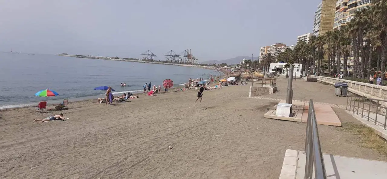 Playas de la capital malague&ntilde;a. - Jotad&eacute;