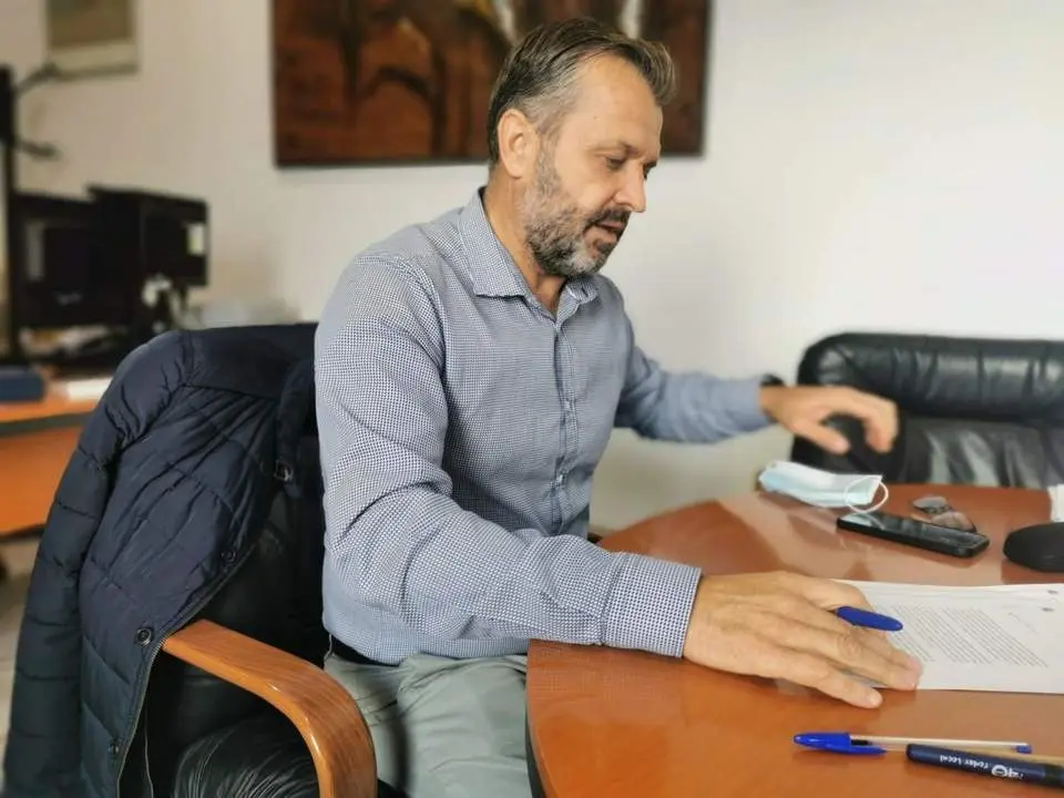 Juan Manuel Berm&uacute;dez, alcalde de Conil. - Perales