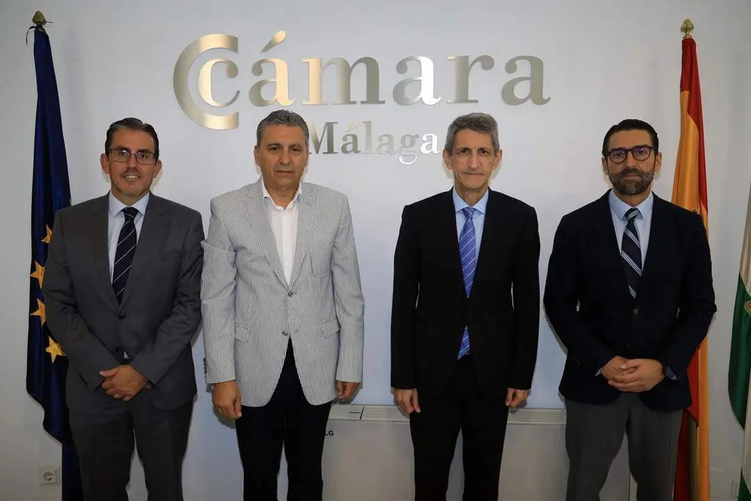 Encuentro en la C&aacute;mara de Comercio. - VM