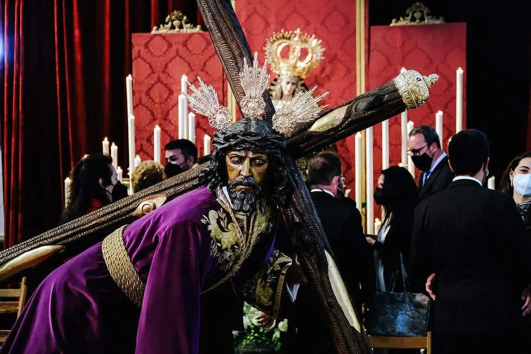 El Se&ntilde;or de la Salud en sus Tres Ca&iacute;das.  - Cristo Garc&iacute;a