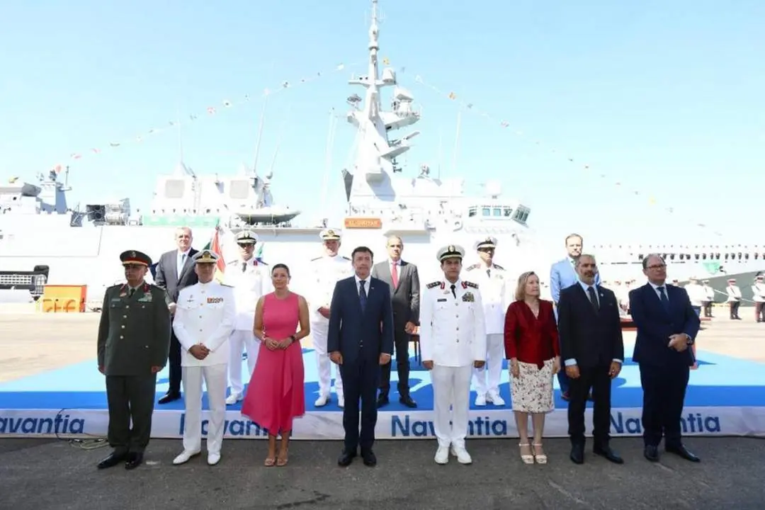 Foto de familia. - Navantia