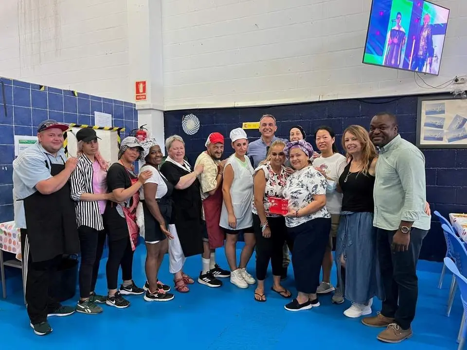 Visita de Fundaci&oacute;n Cepsa a Fecons. - VH