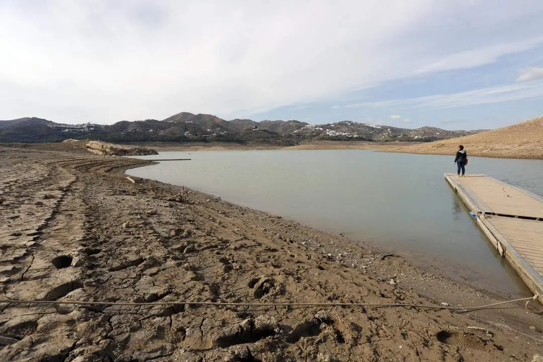 El embalse de La Vi&ntilde;uela se encuentra al l&iacute;mite. - &Aacute;lex Zea/EP