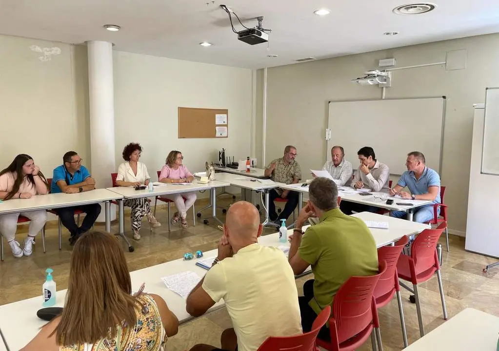 Reuni&oacute;n del Consejo Escolar Municipal, este jueves.  - 