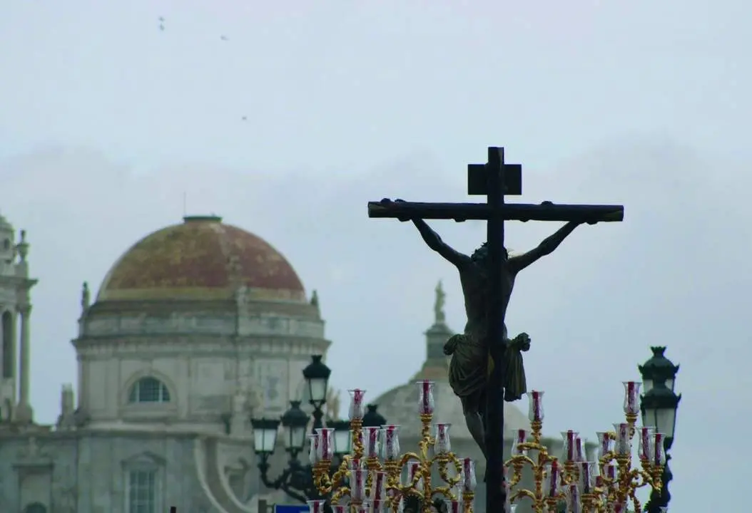 El Cristo de la Misericordia, a su llegada a la Catedral. - Nahiara Garc&iacute;a Reyes