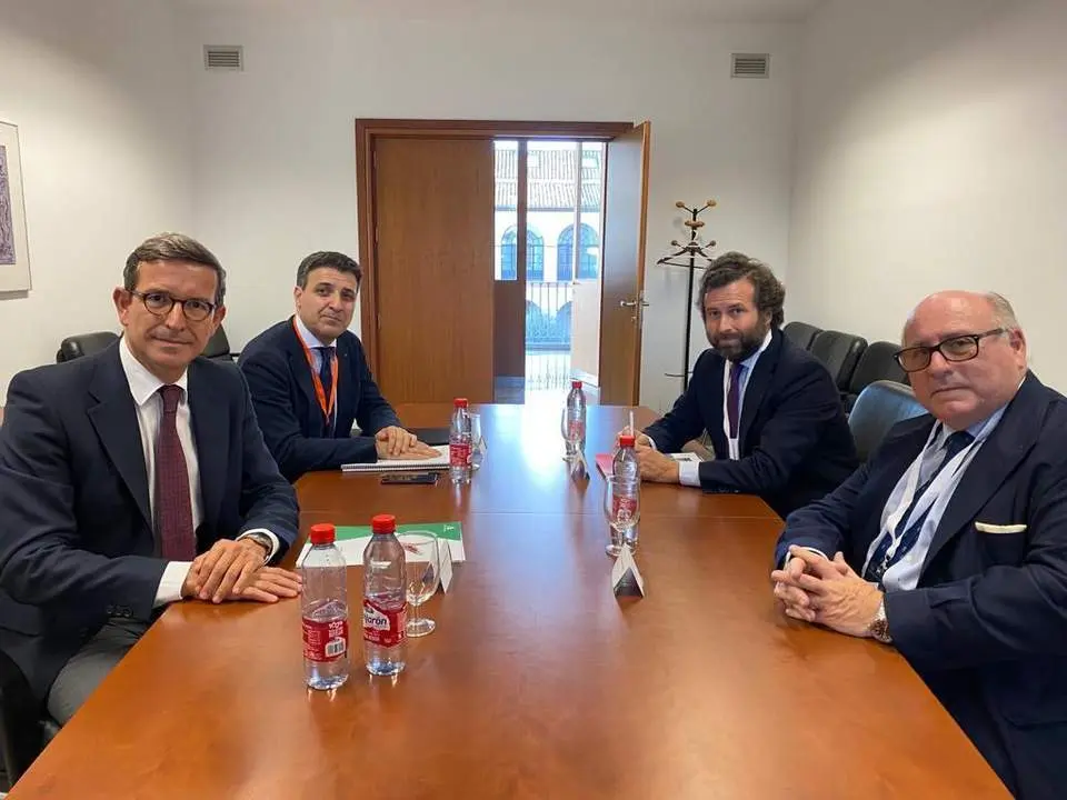 Reuni&oacute;n de Fedeme con el consejero. - Fedeme