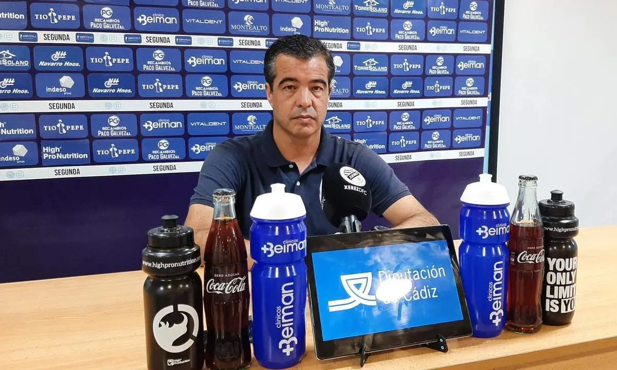 Jos&eacute; P&eacute;rez Herrera, este viernes en la sala de prensa de Chap&iacute;n. - Viva Jerez