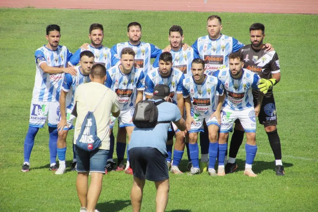 Once inicial que present&oacute; el Rayo Sanluque&ntilde;o ante El Torno en El Picacho - Ra&uacute;l J. Bustillos