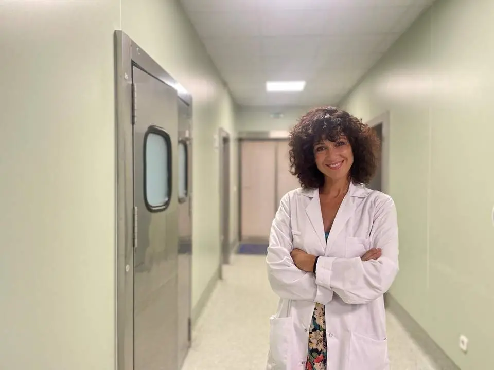 La oftalm&oacute;loga Carlota Ramos. - Quir&oacute;nsalud