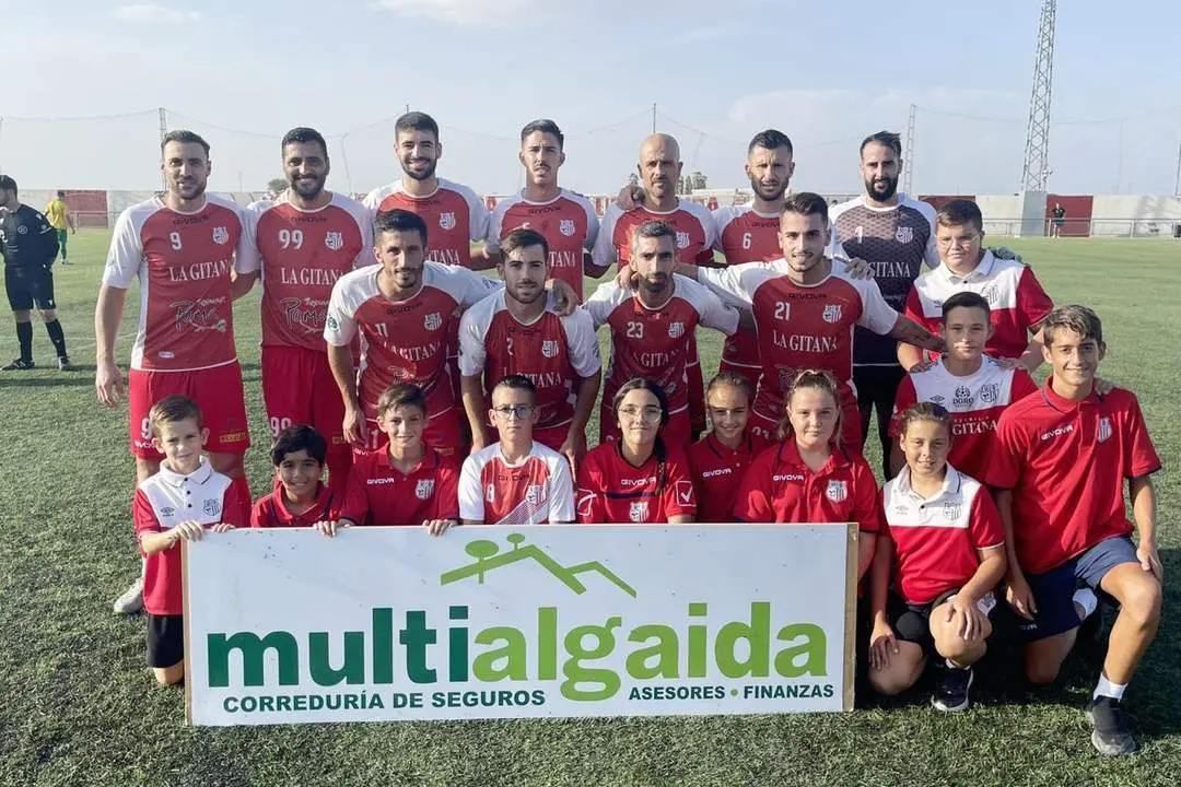 La UD Algaida antes de enfrentarse al Montilla en el Doro Stadium - UDA