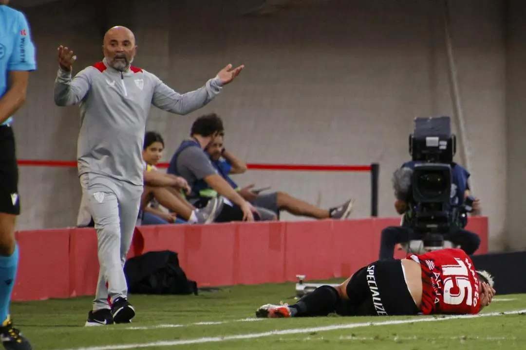El entrenador del Sevilla FC, Jorge Sampaoli, durante un partido. - efe
