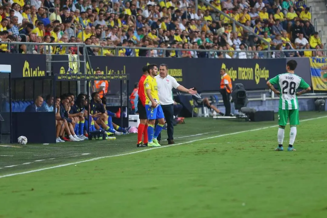 El entrenador cadista, Sergio Gonz&aacute;lez. - TREKANT MEDIA