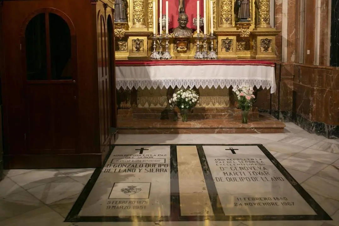 La tumba de Queipo en la bas&iacute;lica de la Macarena. - Archivo