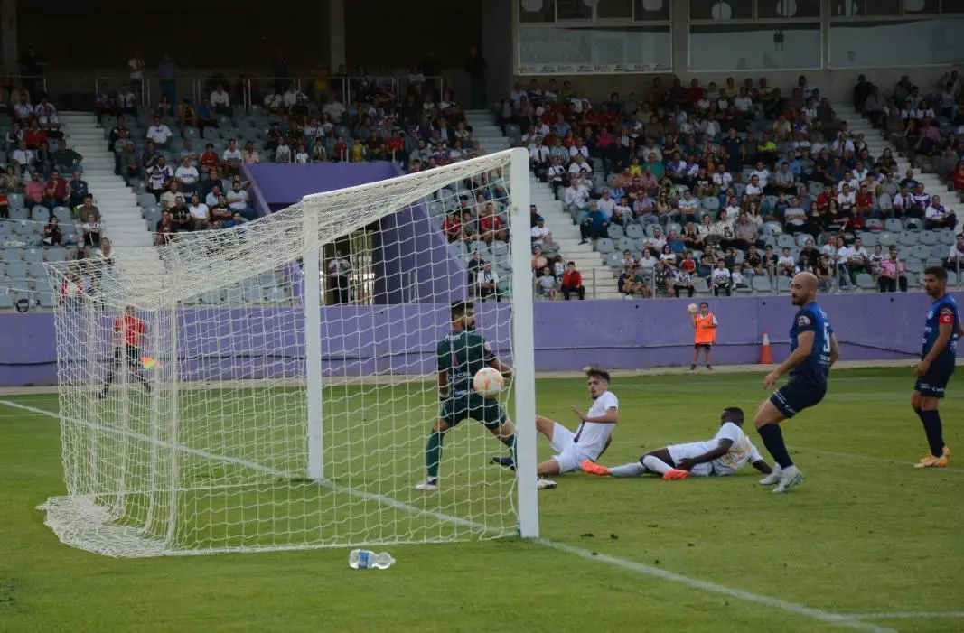 El cuadro blanco roza los cuatro goles por partido en casa. - Real Ja&eacute;n