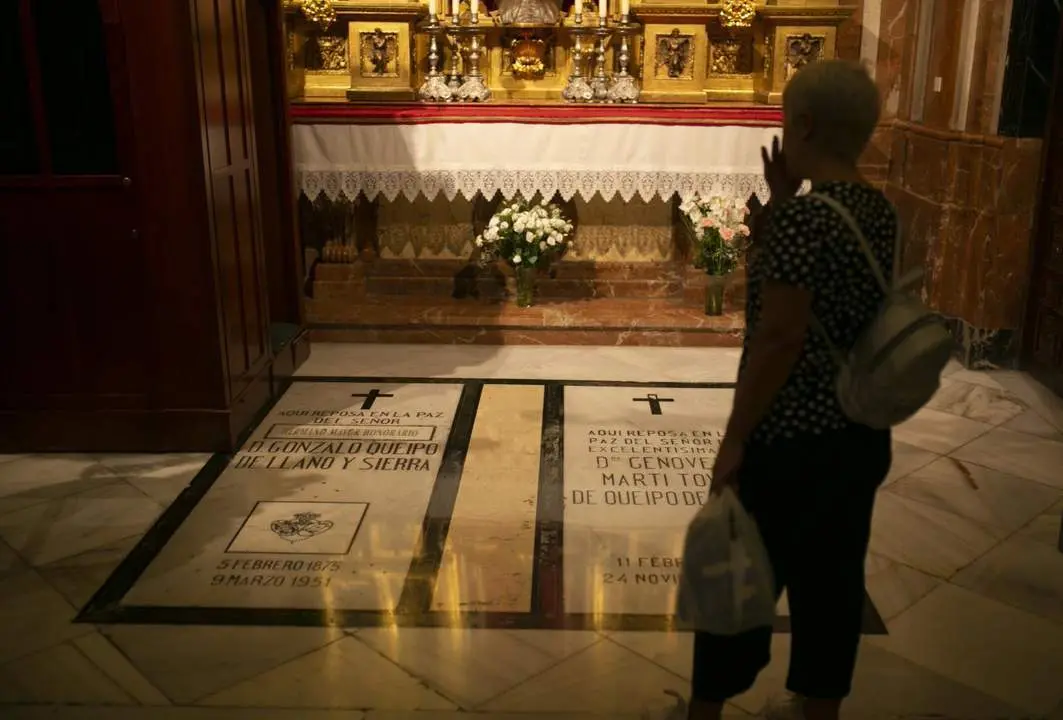 Una imagen que ya no se podr&aacute; captar en la Bas&iacute;lica de la Macarena. - ARCHIVO
