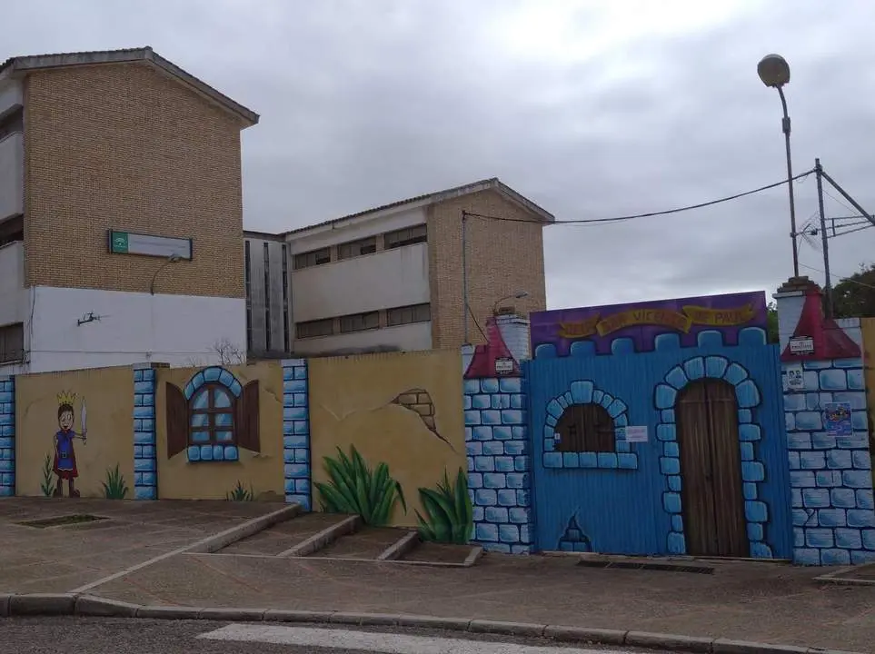 Imagen de la fachada del Colegio San Vicente de Pa&uacute;l de Jerez - CCOO