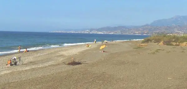 Playa de Almayate, en V&eacute;lez-Mla&aacute;laga. - V.M.