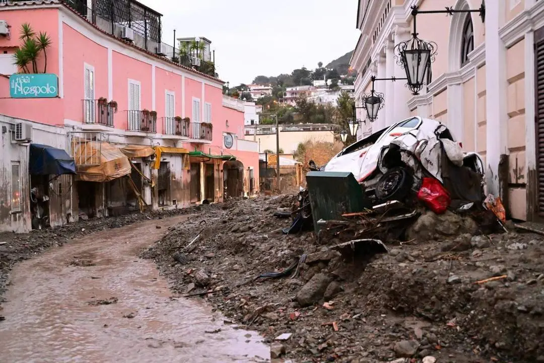 &aacute;rea afectada por el corrimiento de tierras en italia. - efe