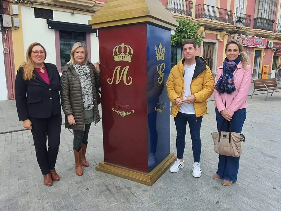 El Ayuntamiento colocar&aacute; buzones por distintas zonas para que los ni&ntilde;os depositen sus cartas a los Reyes Magos - VIVA