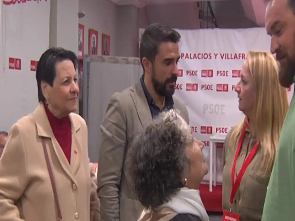 Los candidatos del PSOE en Los Palacios y &Eacute;cija ser&aacute;n Juan Diego Valverde y Sergio G&oacute;mez