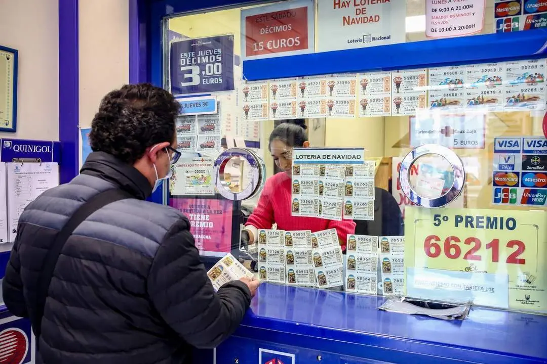En una Administraci&oacute;n de Loter&iacute;a. - Viva Ja&eacute;n.