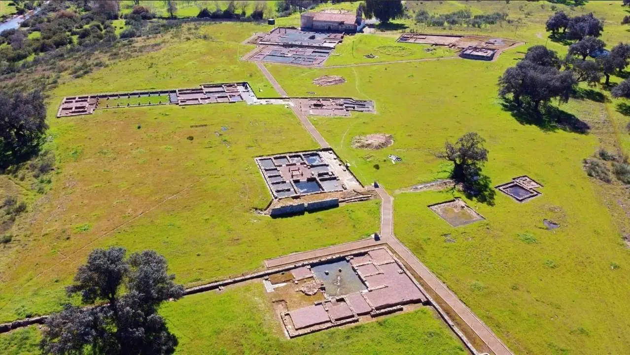 Ciudad romana de Arucci Tur&oacute;briga, en Aroche. - VH