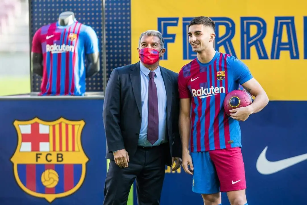 Ferran Torres y Laporta. - Europa Press