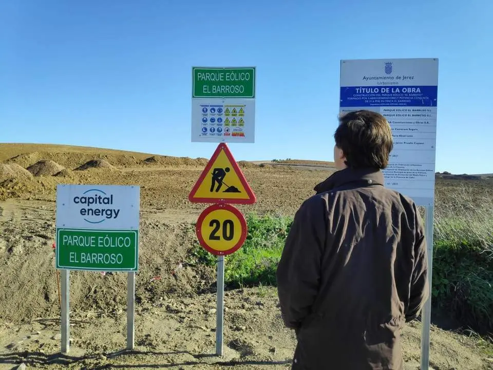 Una imagen de la parcela en la que se desarrolla el parque e&oacute;lico de El Barroso.  - Oliverio Ruiz
