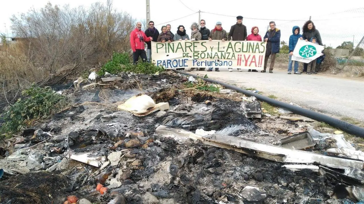 Acci&oacute;n reivindicativa en las Lagunas de Bonanza. - Ecologistas.