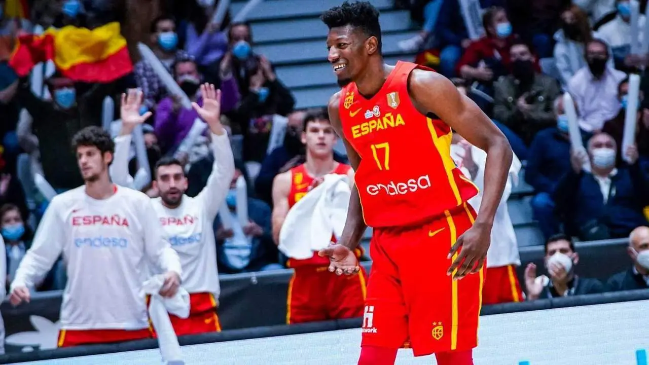 Yankuba Sima, en un partido de las Ventanas FIBA con Espa&ntilde;a.   - FEB