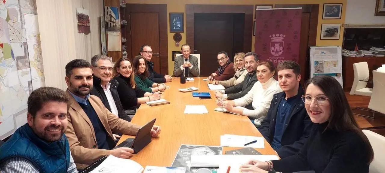 La reuni&oacute;n se celebr&oacute; este mi&eacute;rcoles - VIVA