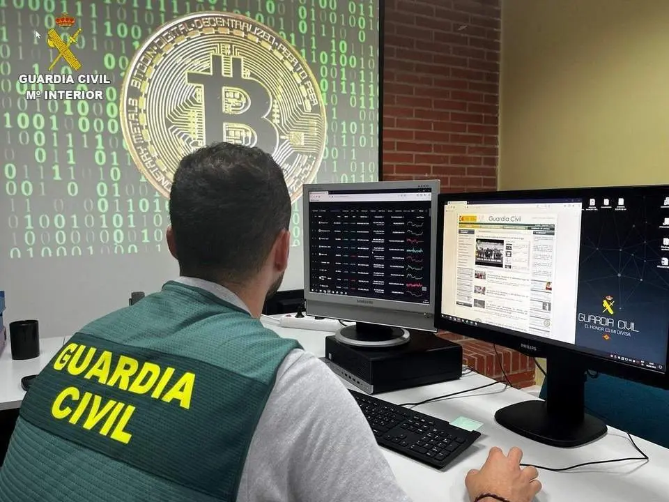 Agente de la Guardia Civil. - GUARDIA CIVIL