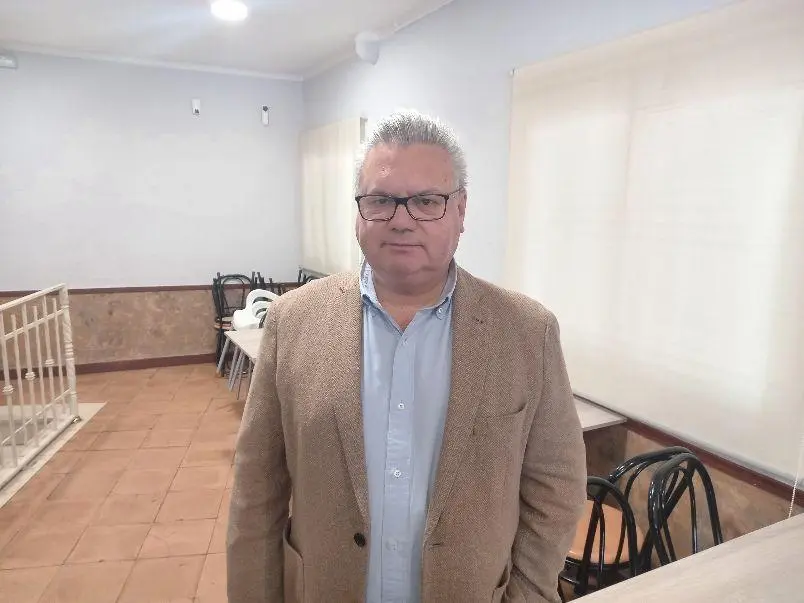 Esteban Morales, alcalde de Puente Genil.  - 