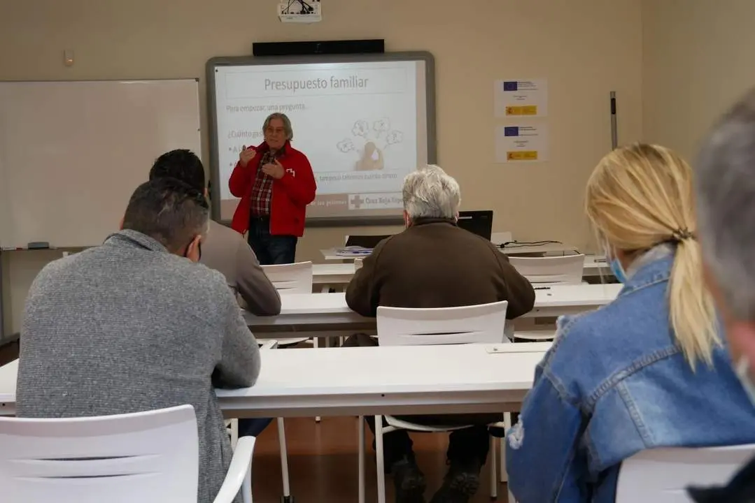 Taller de ahorro dom&eacute;stico. - Cruz Roja