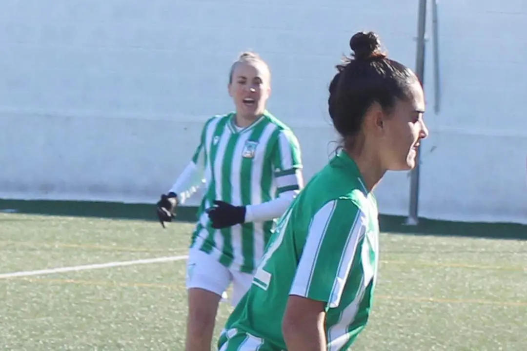 Las verdiblancas Antonia Cala y Bibi - Ra&uacute;l J. Bustillos