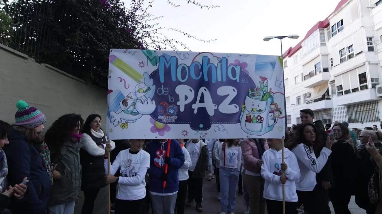 La comunidad educativa isle&ntilde;a celebra el D&iacute;a Escolar de la No Violencia y la Paz
