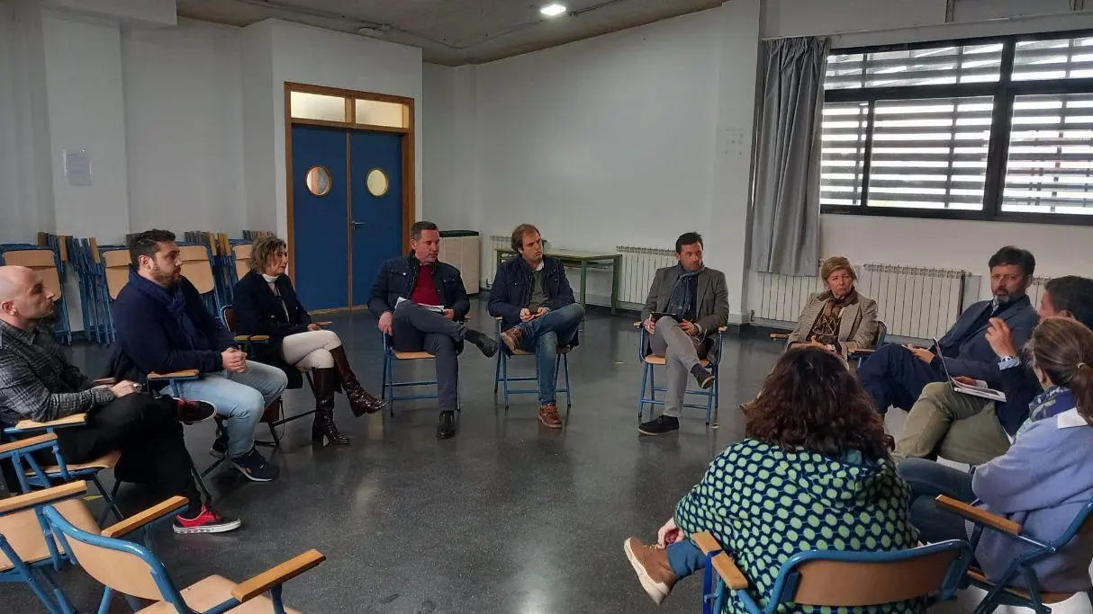 Visita de la Junta al CEE Virgen de la Esperanza, en Algeciras. - AI