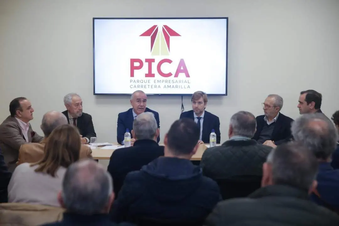 La reuni&oacute;n de Mu&ntilde;oz con los pol&iacute;gonos. - Ayto