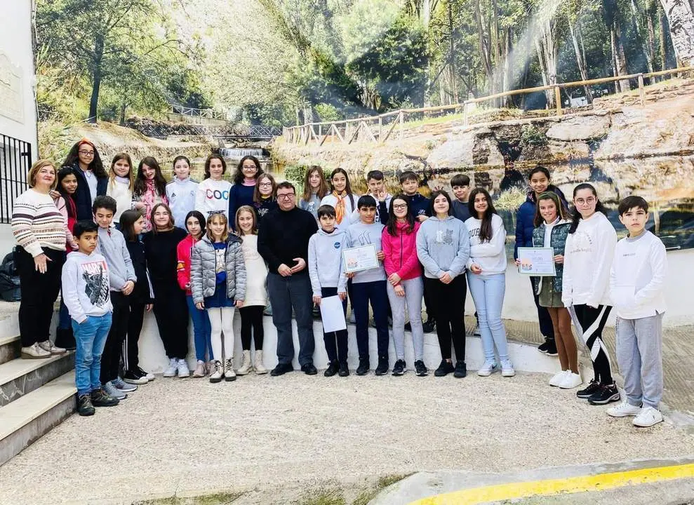 Participantes en el pleno infantil.  - 