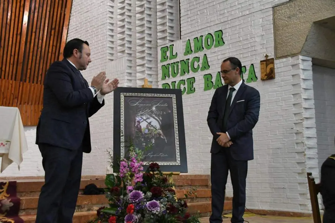 . La presentaci&oacute;n  - A.M.