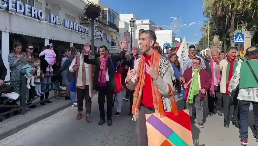 As&iacute; es la desternillante parodia del concejal de Fiestas de El Puerto en este Carnaval