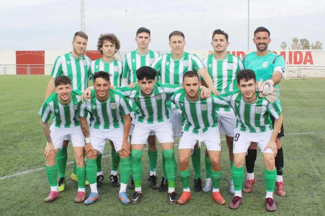 Once inicial que present&oacute; el Atl&eacute;tico Sanluque&ntilde;o B en este partido - Ra&uacute;l J. Bustillos