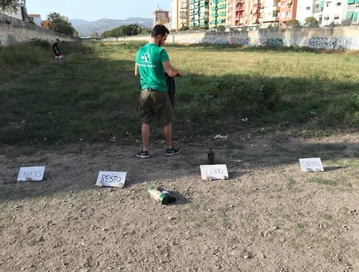Limpieza por voluntarios. - AndaLimpia