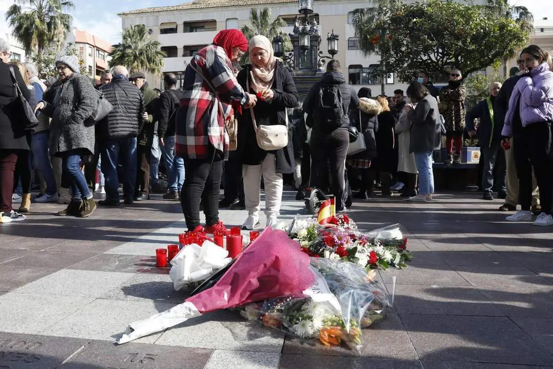 Concentraci&oacute;n en la Plaza Alta. - EFE
