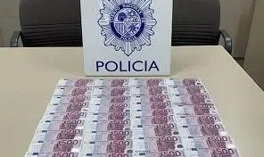 Billetes fasos interceptados por la polic&iacute;a. - CNP