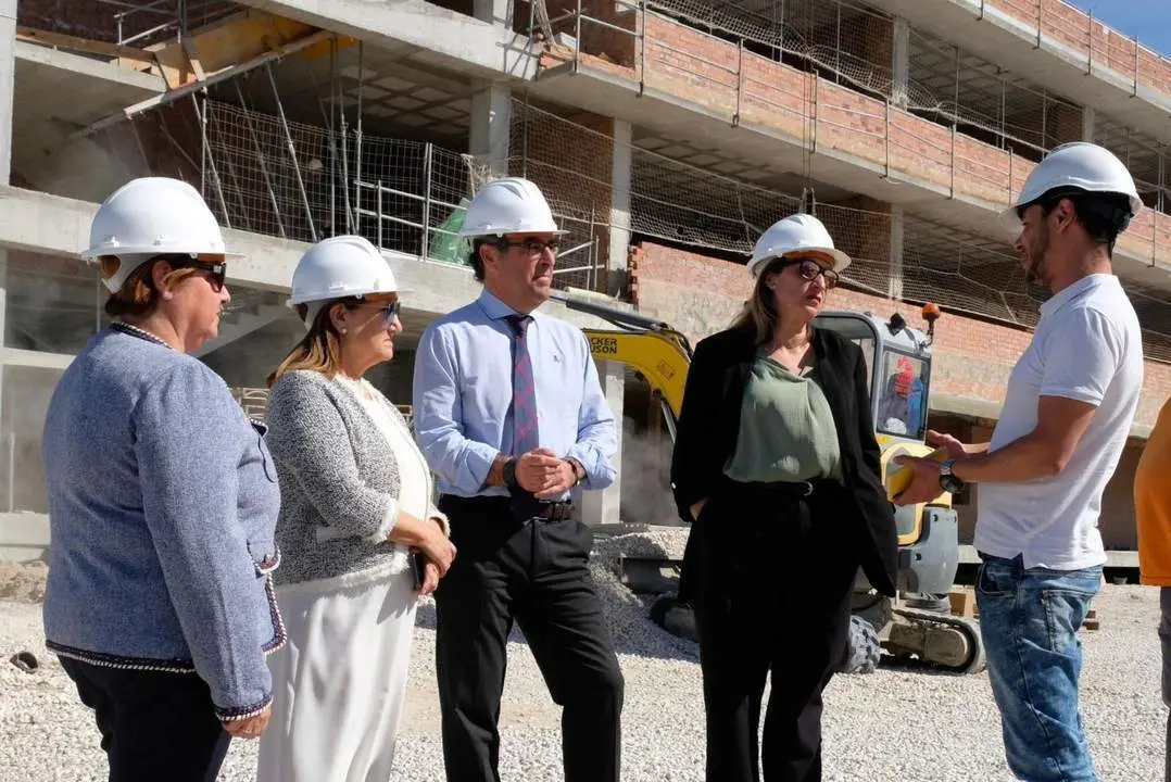 Las obras del nuevo IES en la zona de Las Chapas de Marbella. - Junta