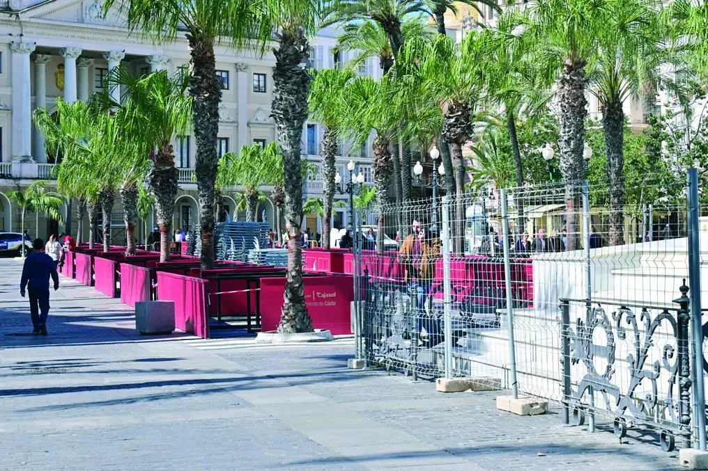 C&aacute;diz ultima los detalles para la Semana Santa. - Eulogio Garc&iacute;a
